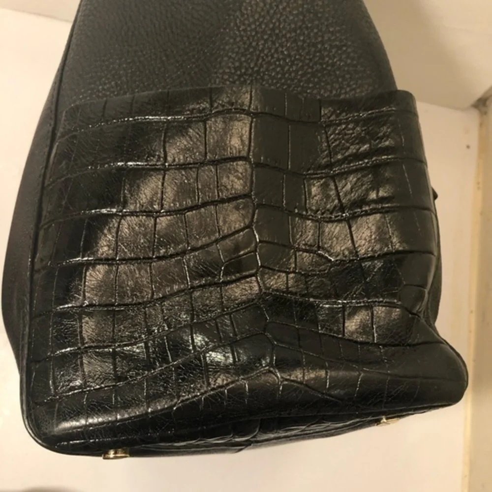 Michael kors luxury collection black leather bag